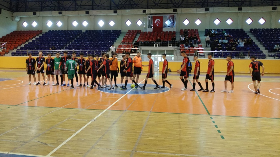 2023-2024 Futsal Genç Erkekler Turnuvasında Okulumuz Öğrencilerine Başarılar Dileriz.